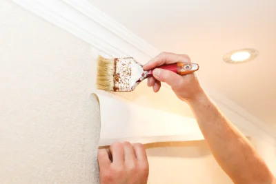 Pose de papier peint à Bourdeau — revêtements muraux et toiles de verre